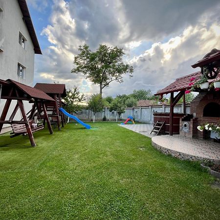 Hotel La Mateo Călimăneşti Exterior foto