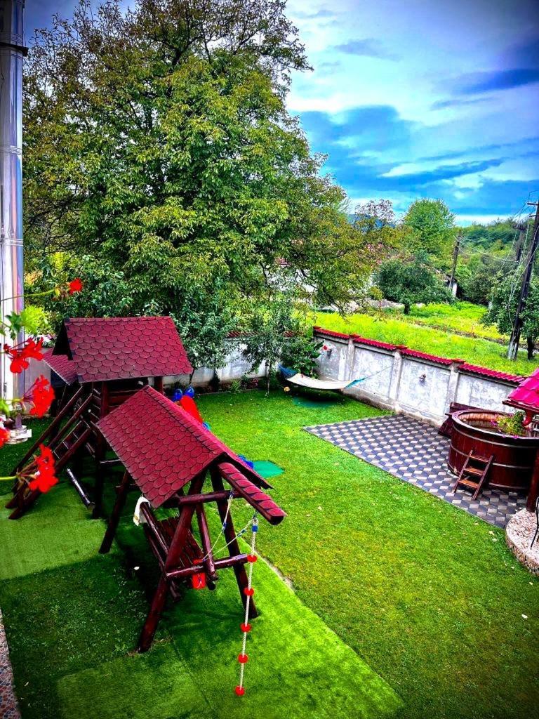 Hotel La Mateo Călimăneşti Exterior foto